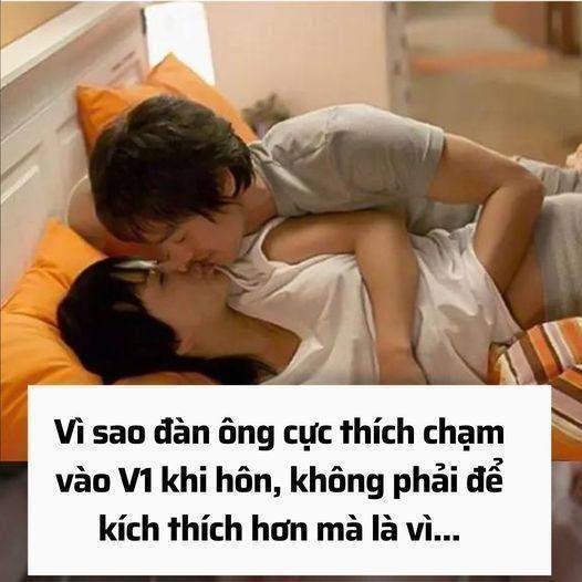 Vì sao bạn trai chạm vào V1 khi hôn…?